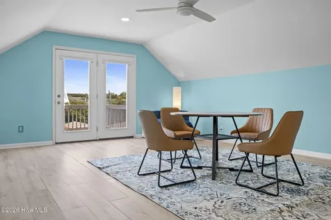 127 Eastview Drive Emerald Isle NC 28594