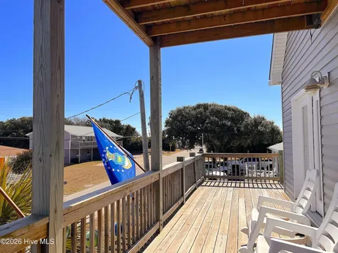 127 Eastview Drive Emerald Isle NC 28594