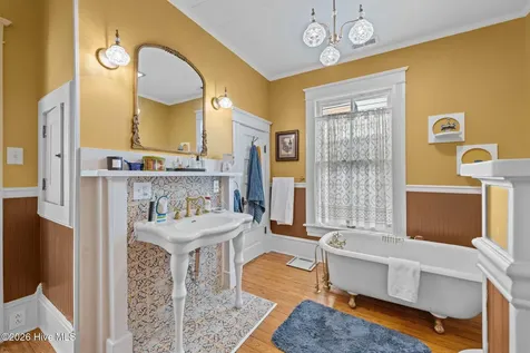 1223 National Avenue New Bern NC 28560