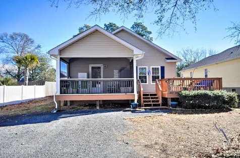 166 NE 5th Street Oak Island NC 28465