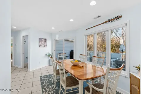 312 Pine Knoll Circle Pine Knoll Shores NC 28512