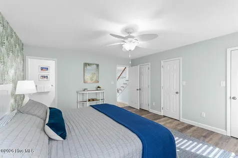 312 Pine Knoll Circle Pine Knoll Shores NC 28512