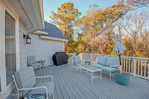 312 Pine Knoll Circle Pine Knoll Shores NC 28512