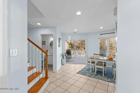 312 Pine Knoll Circle Pine Knoll Shores NC 28512