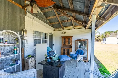 852 Bug Hill Road Nakina NC 28455