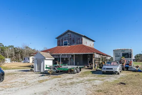 852 Bug Hill Road Nakina NC 28455