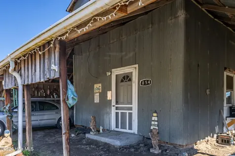 852 Bug Hill Road Nakina NC 28455