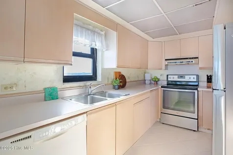 1704 N Lumina Avenue Wrightsville Beach NC 28480
