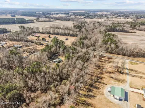 216 Langley Road Chocowinity NC 27817