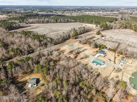 216 Langley Road Chocowinity NC 27817