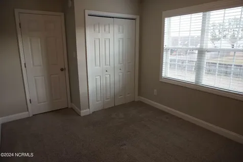 407 Sundown Court Hubert NC 28539