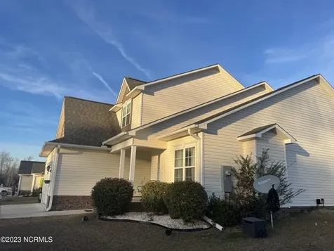 407 Sundown Court Hubert NC 28539