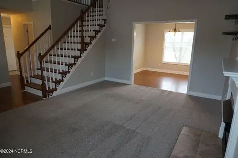 407 Sundown Court Hubert NC 28539
