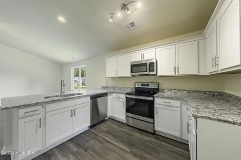 2602 Provence Drive SE Bolivia NC 28422