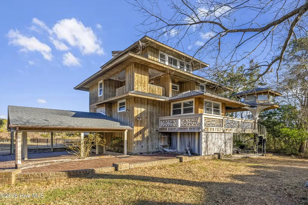 412 Lakeview Drive Hampstead NC 28443