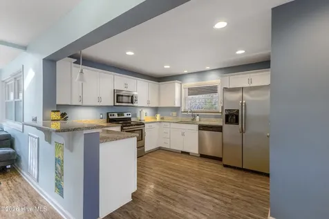 412 Lakeview Drive Hampstead NC 28443
