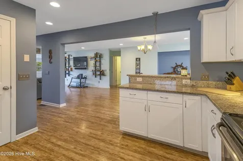 412 Lakeview Drive Hampstead NC 28443