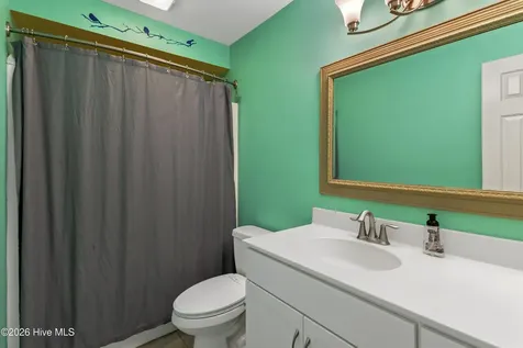 412 Lakeview Drive Hampstead NC 28443