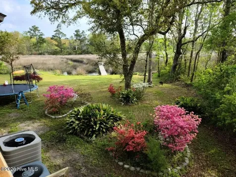 412 Lakeview Drive Hampstead NC 28443