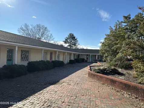 1000 S Main Street Laurinburg NC 28352