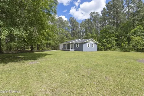 690 Maple Hill School Road Maple Hill NC 28454
