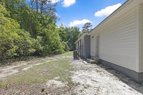 690 Maple Hill School Road Maple Hill NC 28454