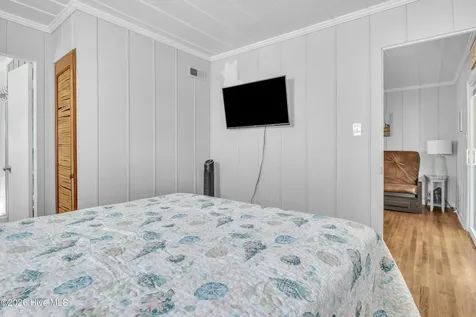 610 N Topsail Drive Surf City NC 28445