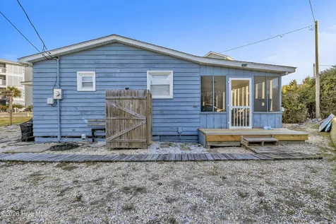 610 N Topsail Drive Surf City NC 28445