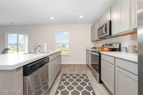 4413 East Coast Lane Shallotte NC 28470