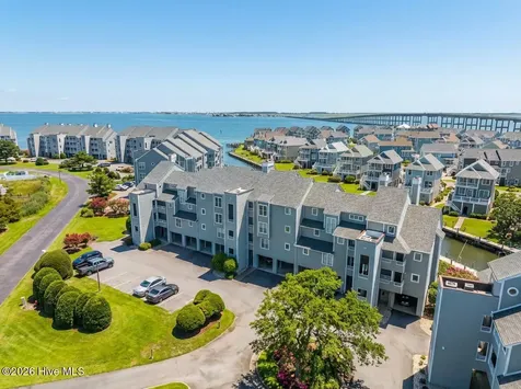 631 Pirates Way Manteo NC 27954