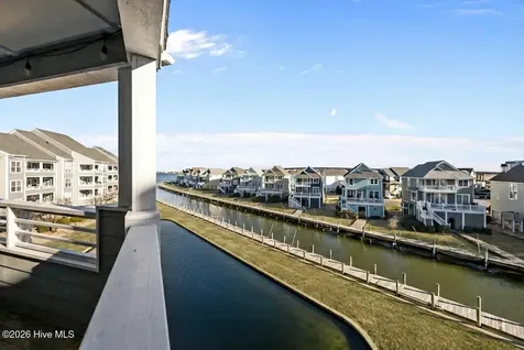 631 Pirates Way Manteo NC 27954