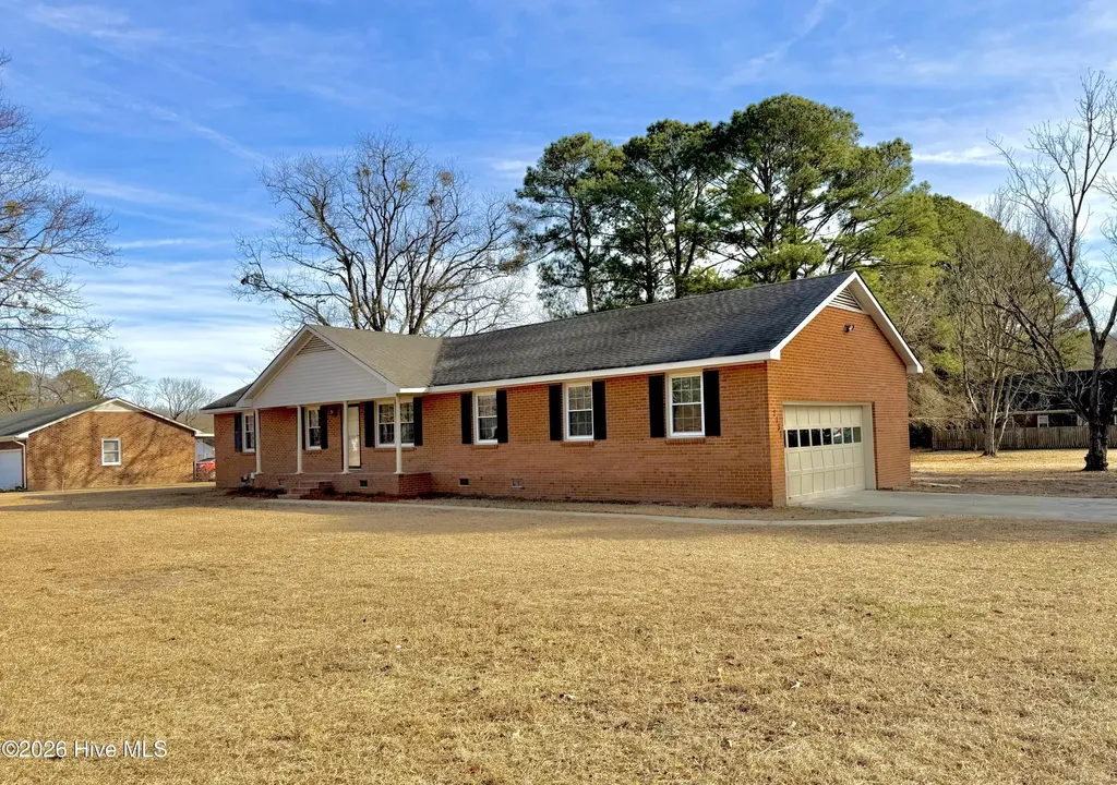 2131 Brinson Street Kinston NC 28504