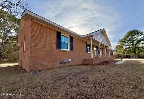 2131 Brinson Street Kinston NC 28504