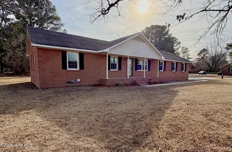 2131 Brinson Street Kinston NC 28504