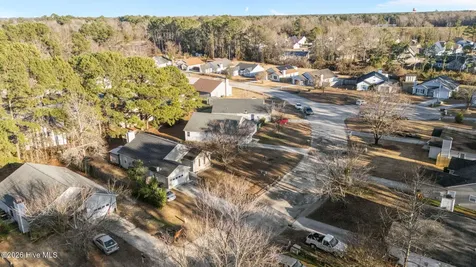1109 Shroyer Circle Jacksonville NC 28540