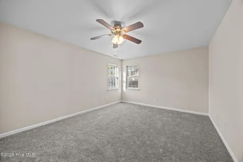 1109 Shroyer Circle Jacksonville NC 28540