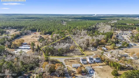 1219 Lanvale Road NE Leland NC 28451