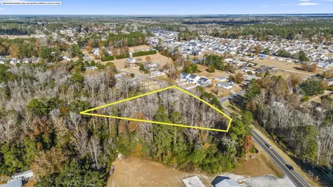 1219 Lanvale Road NE Leland NC 28451