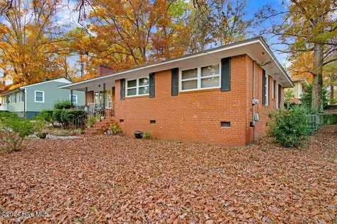 1902 Rogers Drive Fayetteville NC 28303