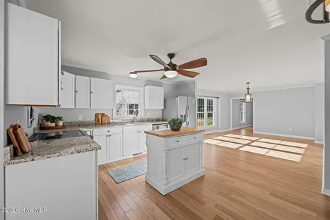 236 Shoreline Drive New Bern NC 28562