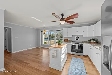 236 Shoreline Drive New Bern NC 28562