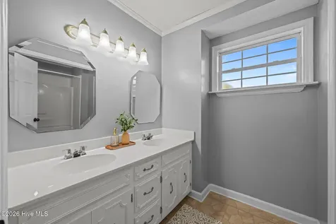 236 Shoreline Drive New Bern NC 28562