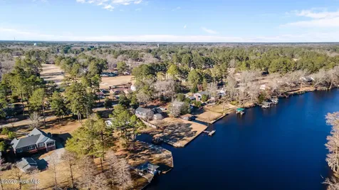 236 Shoreline Drive New Bern NC 28562