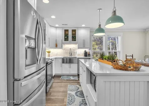 129 N Middleton Avenue Oak Island NC 28465