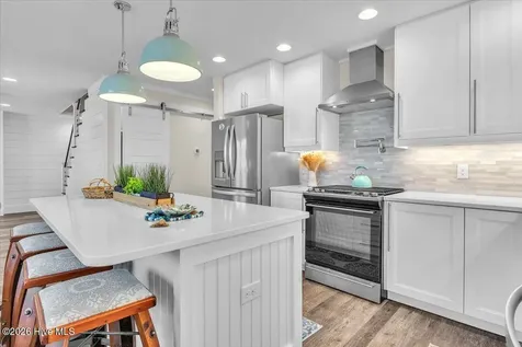 129 N Middleton Avenue Oak Island NC 28465