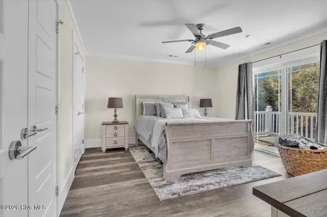 129 N Middleton Avenue Oak Island NC 28465