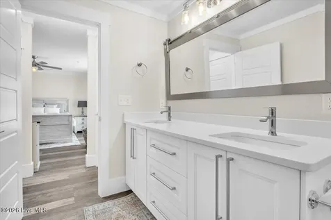 129 N Middleton Avenue Oak Island NC 28465