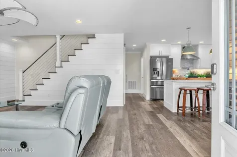 129 N Middleton Avenue Oak Island NC 28465
