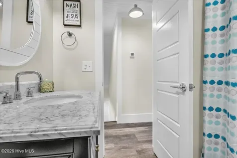 129 N Middleton Avenue Oak Island NC 28465
