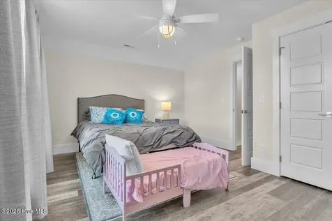 129 N Middleton Avenue Oak Island NC 28465